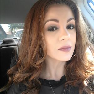 Meet your Posher, Angelica